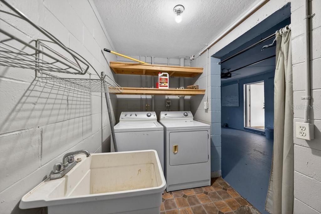 待售: $329,900 (3 贝兹, 2 浴室, 1431 平方英尺)