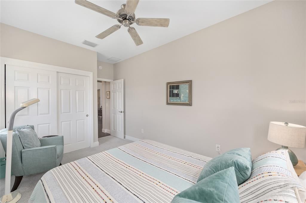 For Sale: $324,000 (2 beds, 2 baths, 1454 Square Feet)