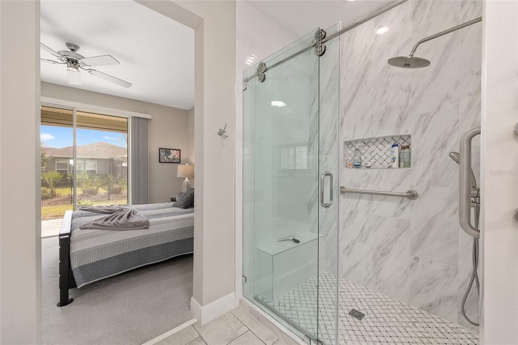 For Sale: $324,000 (2 beds, 2 baths, 1454 Square Feet)