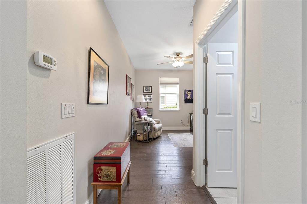 For Sale: $324,000 (2 beds, 2 baths, 1454 Square Feet)