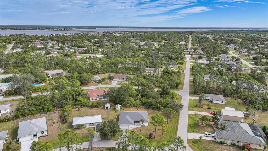 待售: $240,000 (3 贝兹, 2 浴室, 1639 平方英尺)