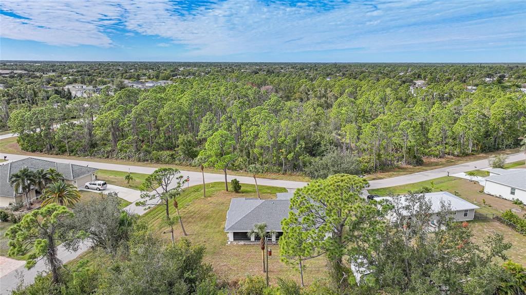 待售: $240,000 (3 贝兹, 2 浴室, 1639 平方英尺)