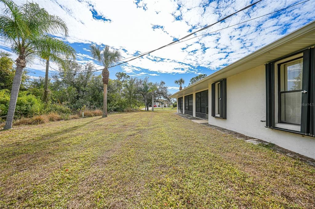 待售: $240,000 (3 贝兹, 2 浴室, 1639 平方英尺)