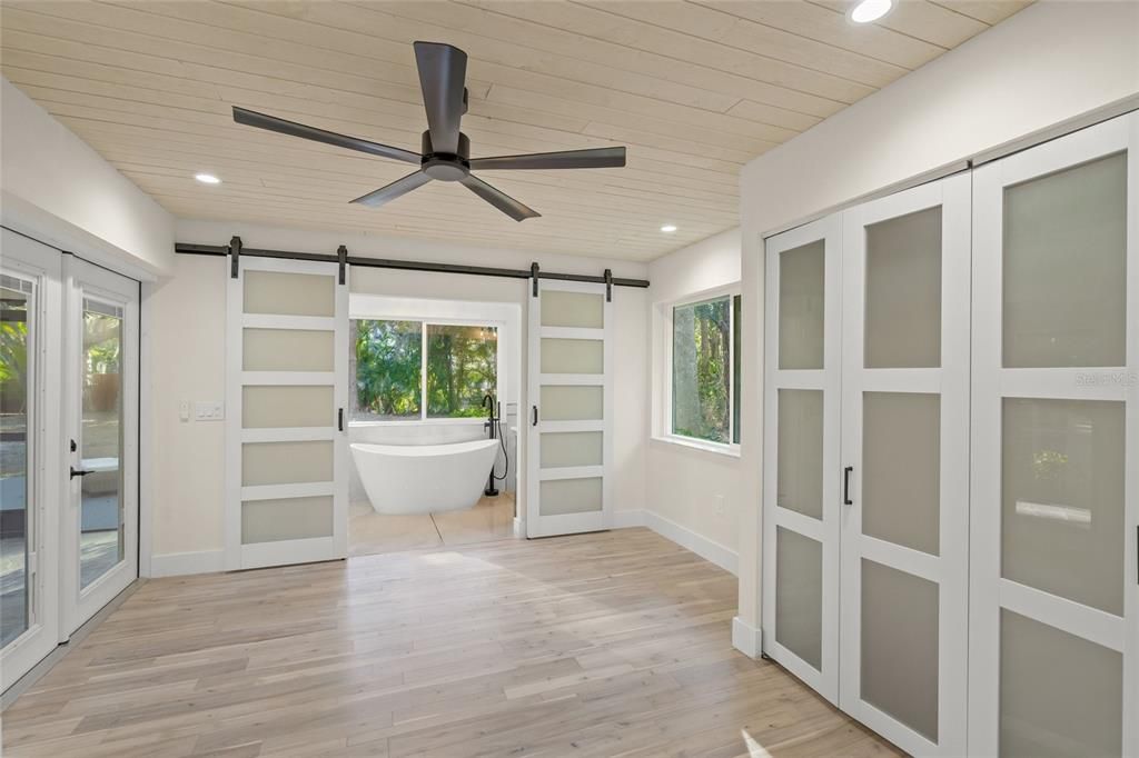 На продажу: $999,000 (5 спален, 3 ванн, 2082 Квадратных фут)