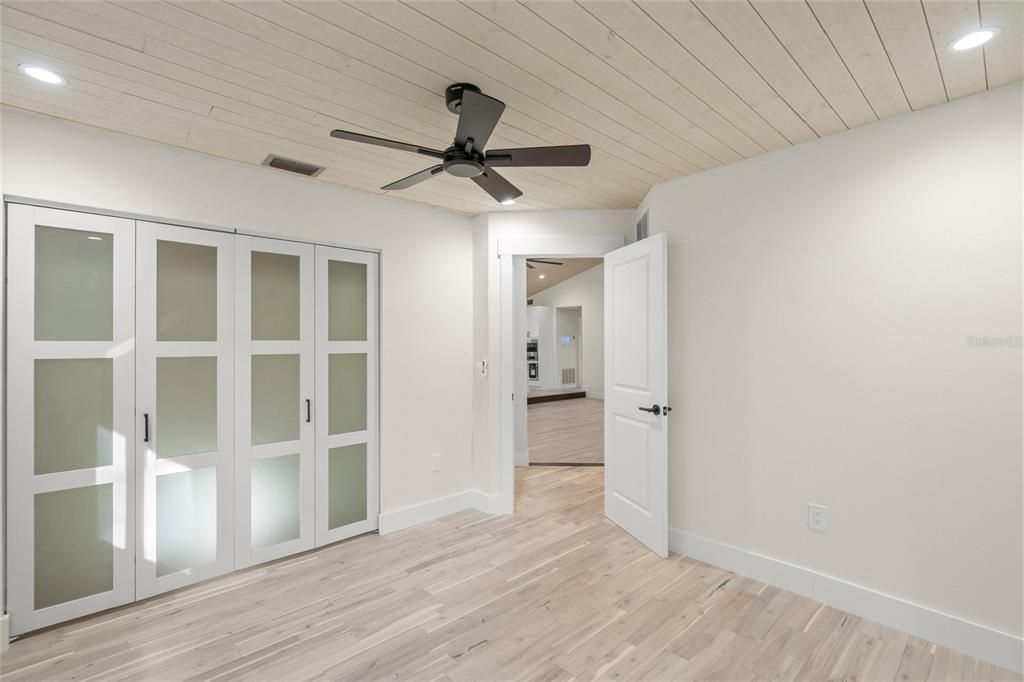 На продажу: $999,000 (5 спален, 3 ванн, 2082 Квадратных фут)