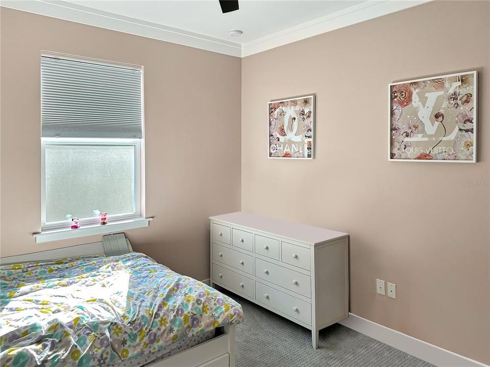 出租: $3,500 (4 贝兹, 3 浴室, 2357 平方英尺)