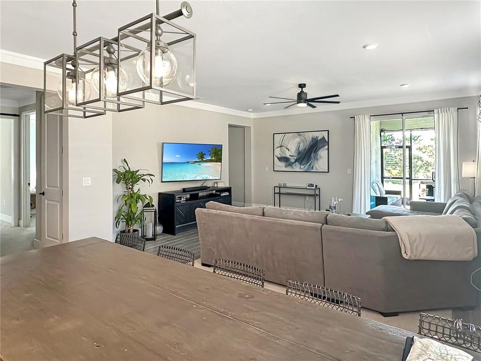 出租: $3,500 (4 贝兹, 3 浴室, 2357 平方英尺)