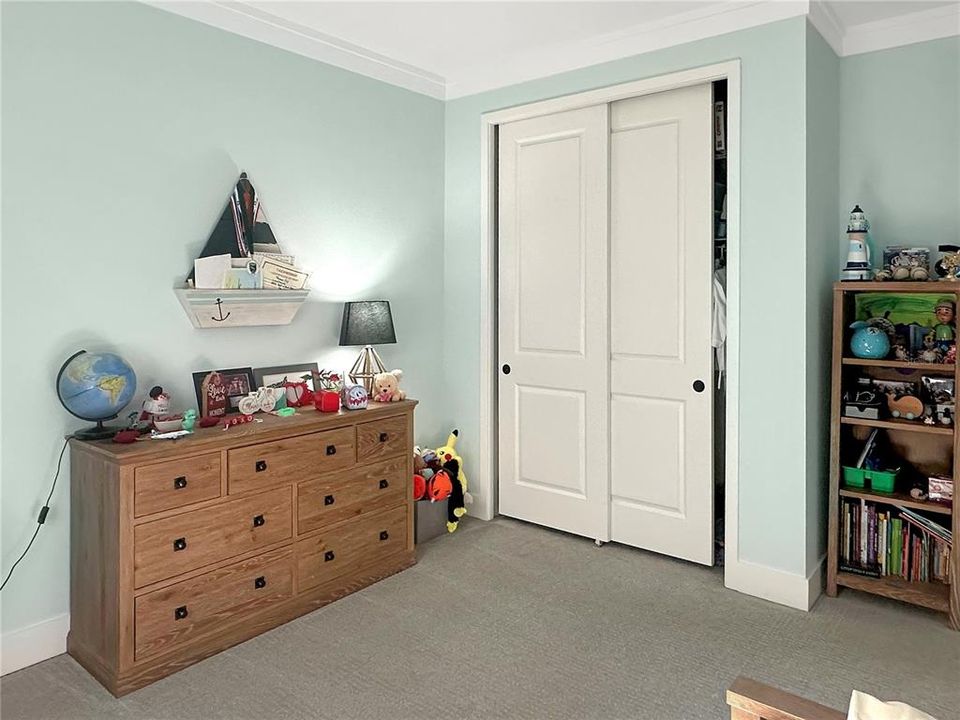 出租: $3,500 (4 贝兹, 3 浴室, 2357 平方英尺)