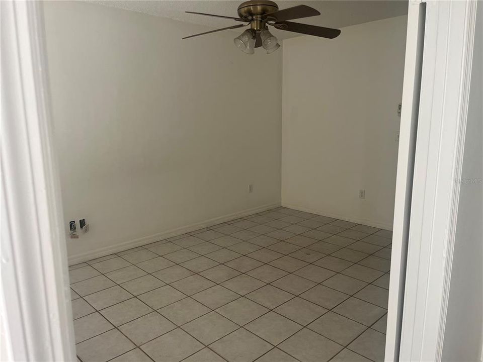 На продажу: $385,000 (3 спален, 2 ванн, 1660 Квадратных фут)