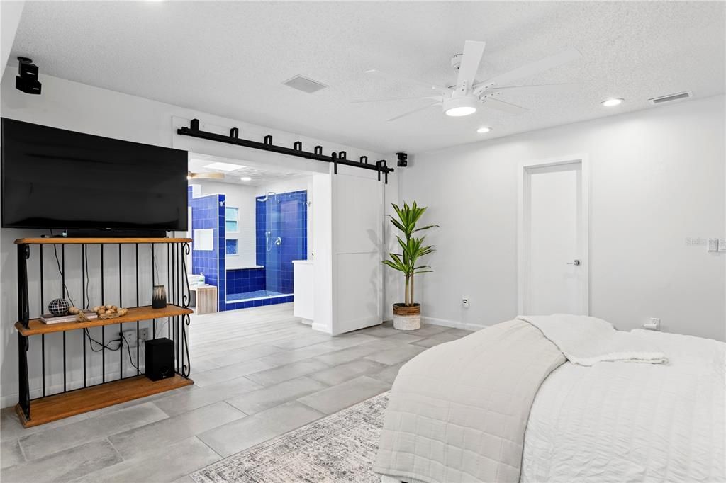 待售: $1,000,000 (4 贝兹, 3 浴室, 4073 平方英尺)