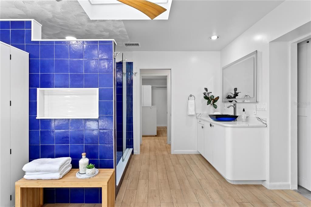 待售: $1,000,000 (4 贝兹, 3 浴室, 4073 平方英尺)