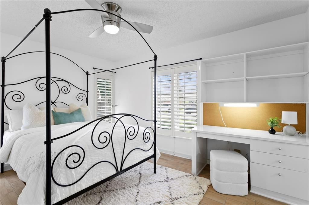 待售: $1,000,000 (4 贝兹, 3 浴室, 4073 平方英尺)