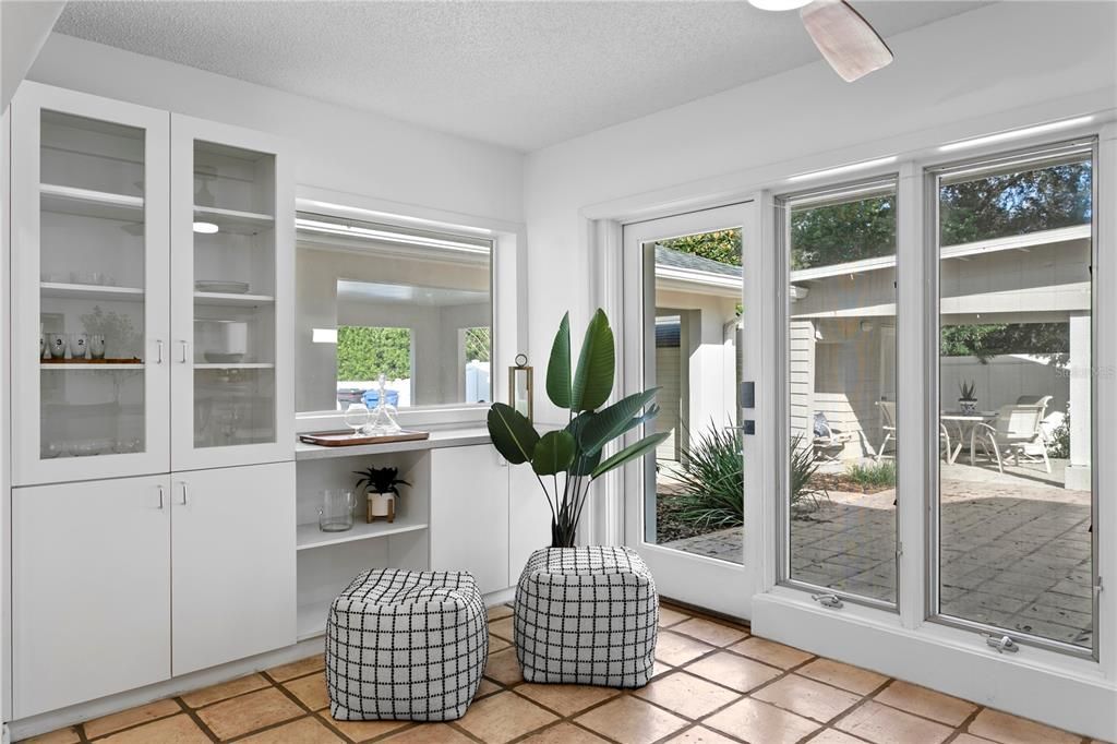 待售: $1,000,000 (4 贝兹, 3 浴室, 4073 平方英尺)