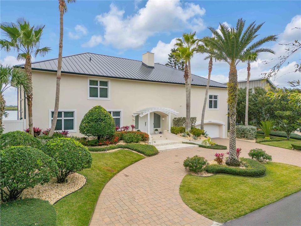 На продажу: $4,900,000 (5 спален, 4 ванн, 4564 Квадратных фут)