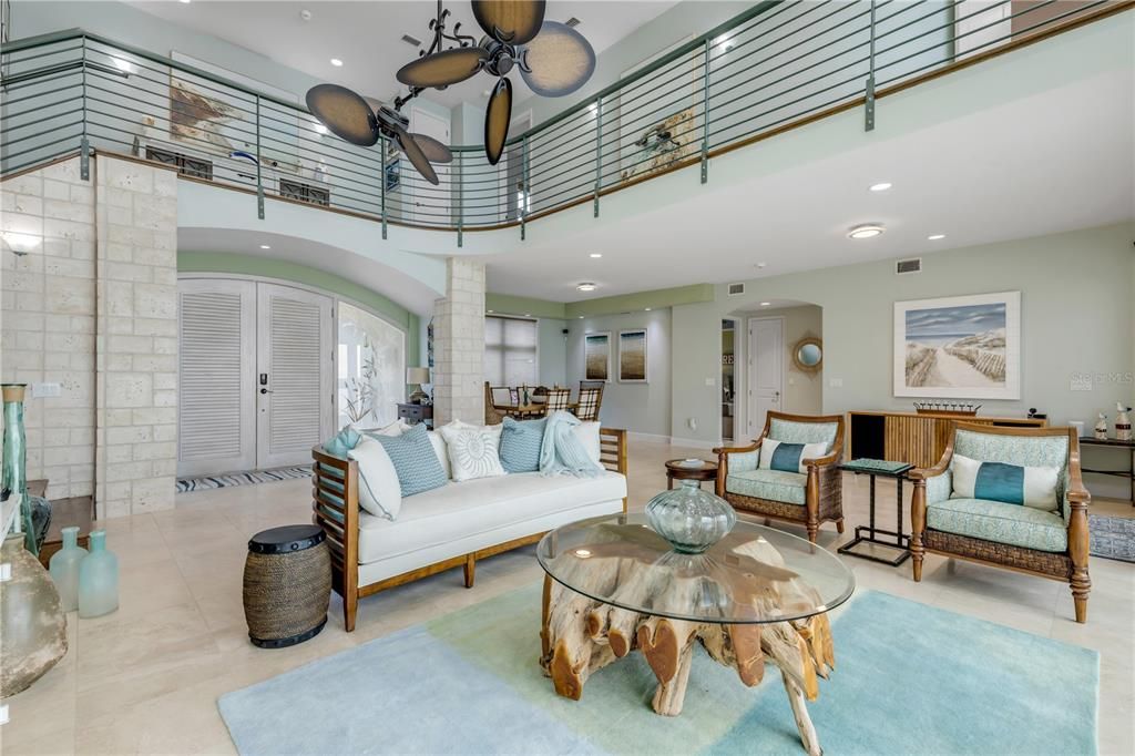 На продажу: $4,900,000 (5 спален, 4 ванн, 4564 Квадратных фут)