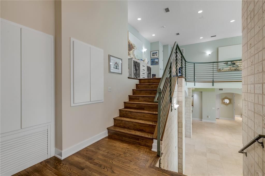 На продажу: $4,900,000 (5 спален, 4 ванн, 4564 Квадратных фут)