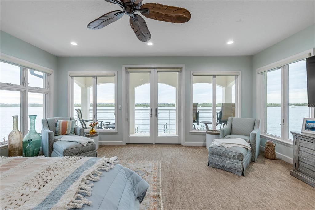 На продажу: $4,900,000 (5 спален, 4 ванн, 4564 Квадратных фут)