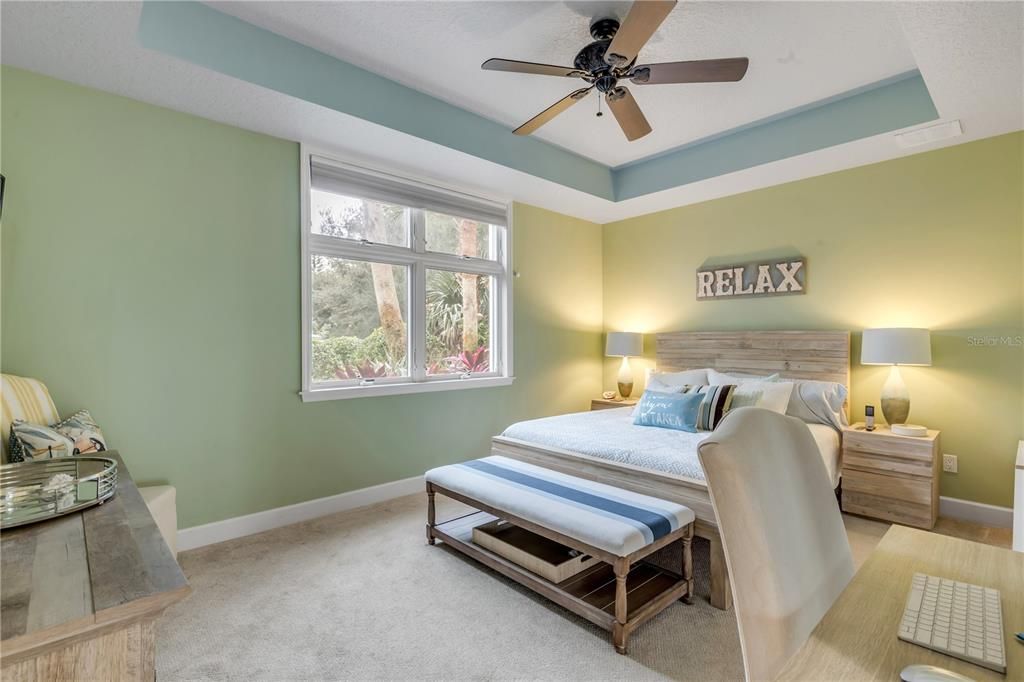 На продажу: $4,900,000 (5 спален, 4 ванн, 4564 Квадратных фут)