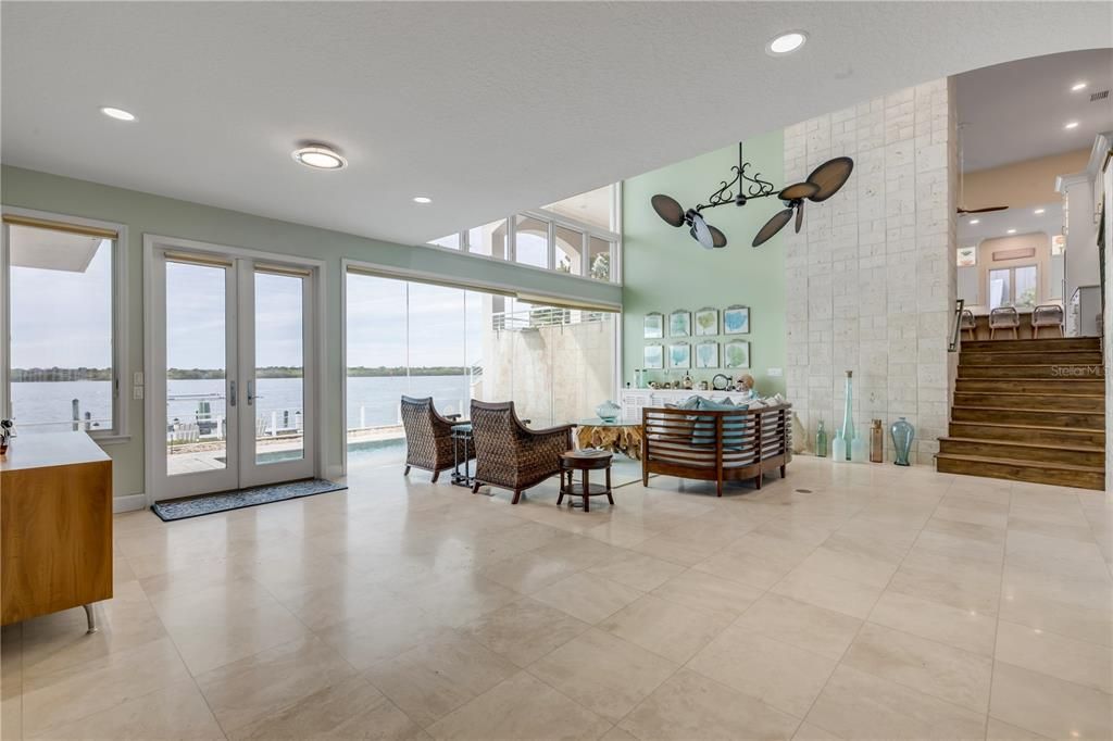 На продажу: $4,900,000 (5 спален, 4 ванн, 4564 Квадратных фут)