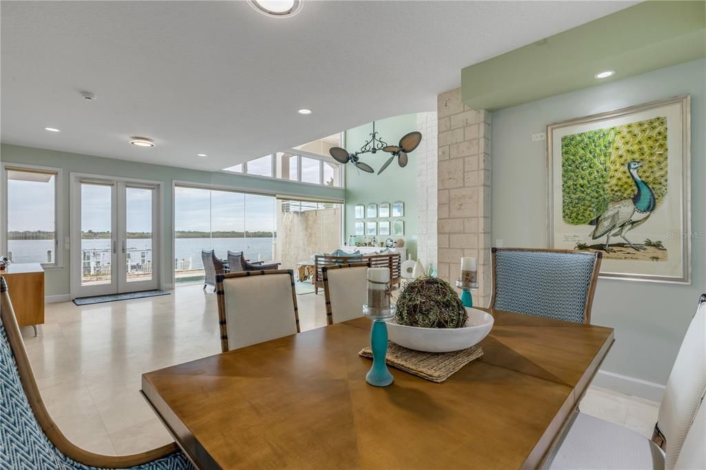 На продажу: $4,900,000 (5 спален, 4 ванн, 4564 Квадратных фут)