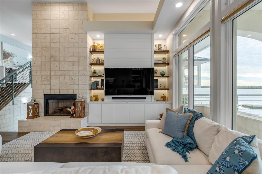 На продажу: $4,900,000 (5 спален, 4 ванн, 4564 Квадратных фут)