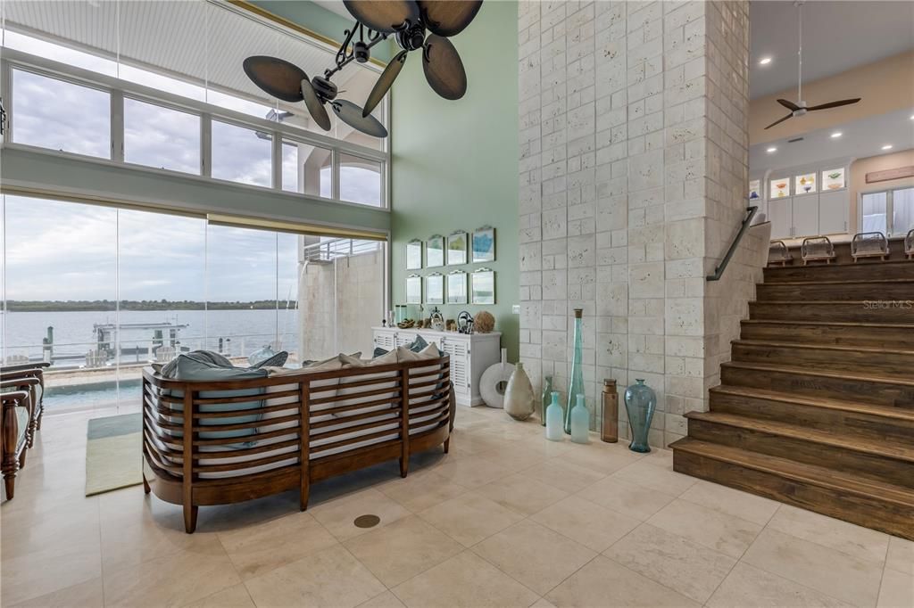 На продажу: $4,900,000 (5 спален, 4 ванн, 4564 Квадратных фут)