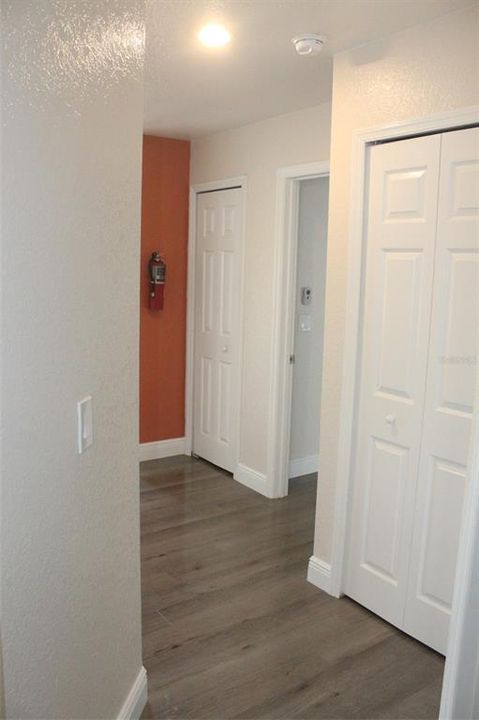 出租: $3,150 (5 贝兹, 3 浴室, 2451 平方英尺)