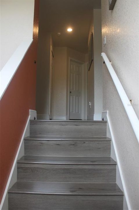 出租: $3,150 (5 贝兹, 3 浴室, 2451 平方英尺)