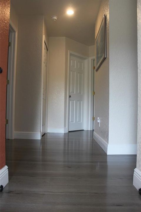 出租: $3,150 (5 贝兹, 3 浴室, 2451 平方英尺)