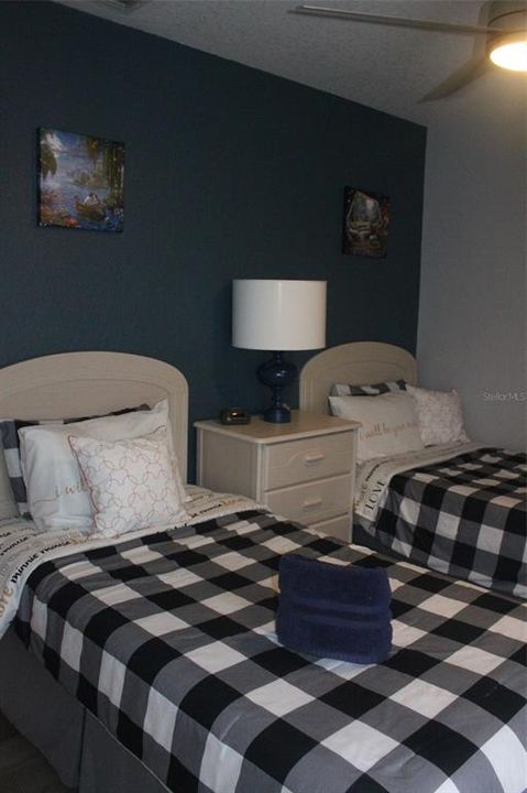 出租: $3,150 (5 贝兹, 3 浴室, 2451 平方英尺)