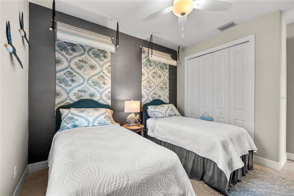 Active With Contract: $810,000 (3 beds, 2 baths, 2070 Square Feet)