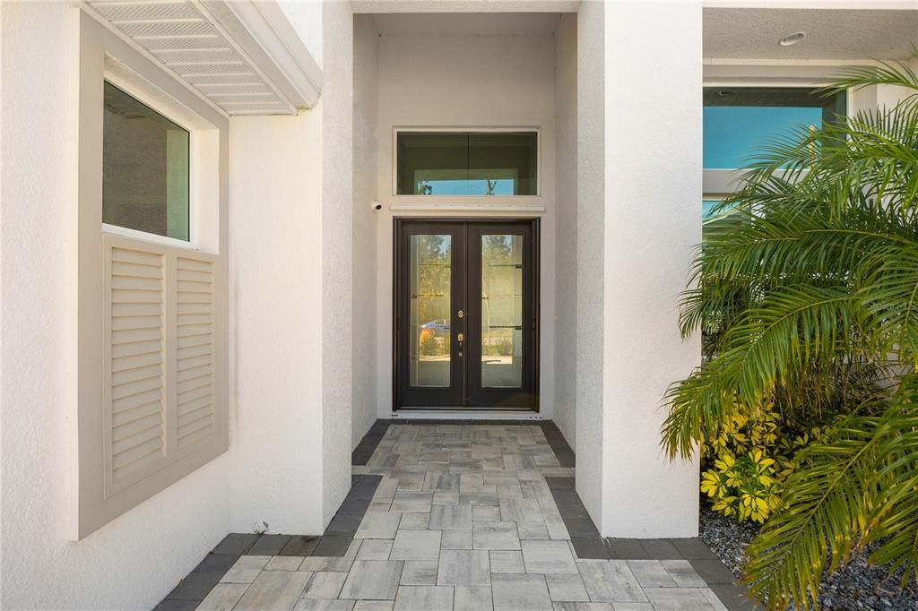 Active With Contract: $810,000 (3 beds, 2 baths, 2070 Square Feet)