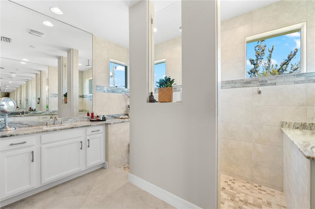 Active With Contract: $810,000 (3 beds, 2 baths, 2070 Square Feet)