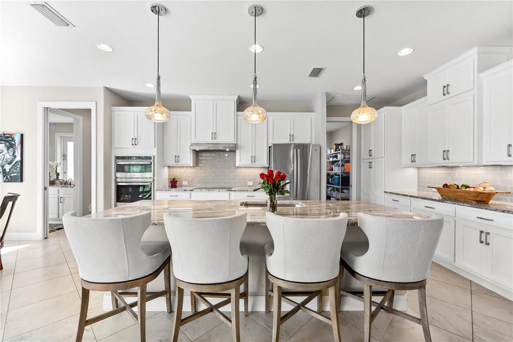 Active With Contract: $810,000 (3 beds, 2 baths, 2070 Square Feet)