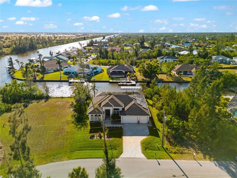Active With Contract: $810,000 (3 beds, 2 baths, 2070 Square Feet)
