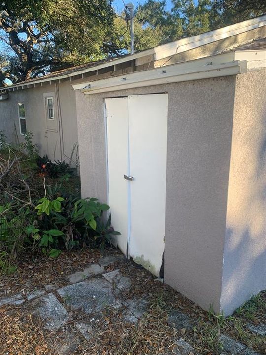 合同活跃: $207,500 (3 贝兹, 2 浴室, 1174 平方英尺)