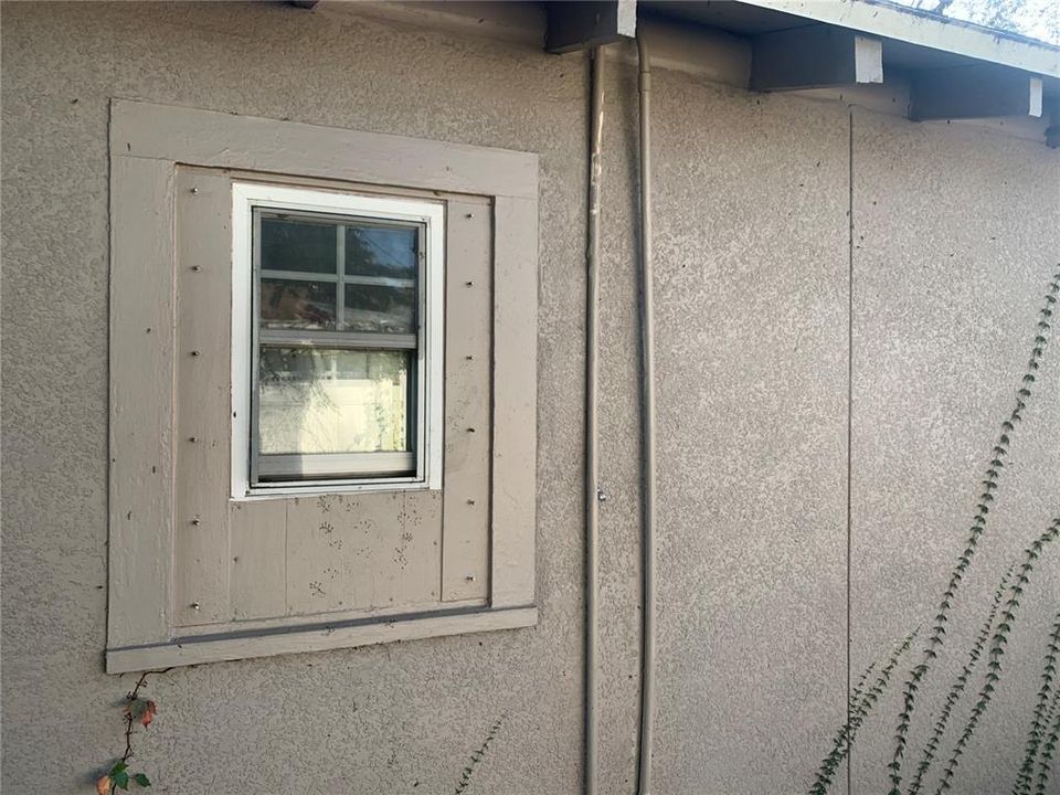 合同活跃: $207,500 (3 贝兹, 2 浴室, 1174 平方英尺)