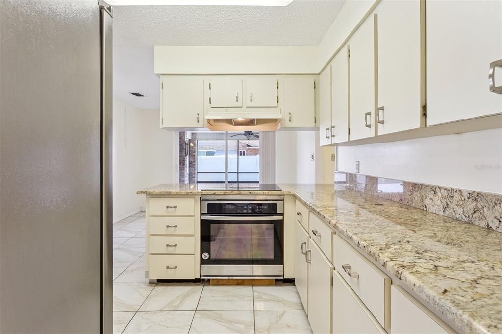 For Sale: $464,900 (3 beds, 2 baths, 2542 Square Feet)