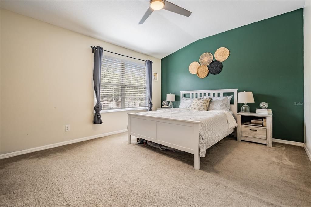 For Sale: $259,000 (3 beds, 2 baths, 1383 Square Feet)