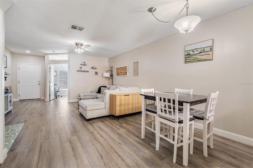 For Sale: $259,000 (3 beds, 2 baths, 1383 Square Feet)