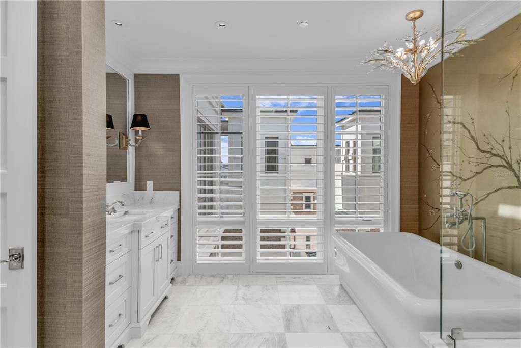 En Venta: $3,895,000 (3 camas, 3 baños, 4237 Pies cuadrados)