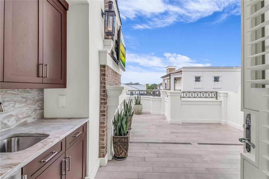 En Venta: $3,895,000 (3 camas, 3 baños, 4237 Pies cuadrados)