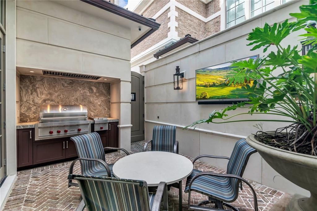 En Venta: $3,895,000 (3 camas, 3 baños, 4237 Pies cuadrados)