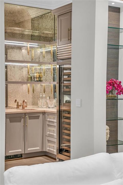 En Venta: $3,895,000 (3 camas, 3 baños, 4237 Pies cuadrados)