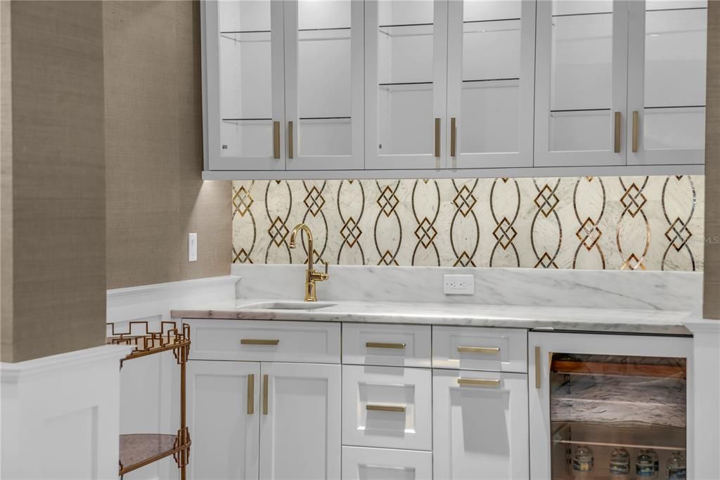 En Venta: $3,895,000 (3 camas, 3 baños, 4237 Pies cuadrados)