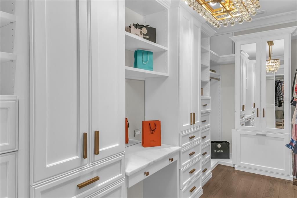 En Venta: $3,895,000 (3 camas, 3 baños, 4237 Pies cuadrados)