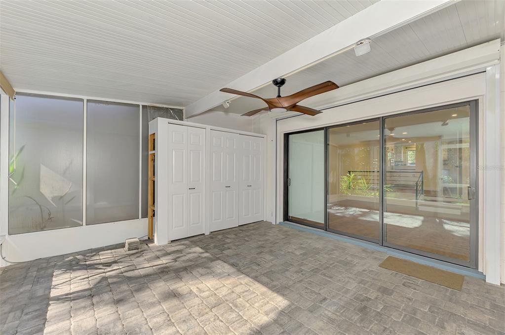 En Venta: $585,000 (2 camas, 2 baños, 1246 Pies cuadrados)