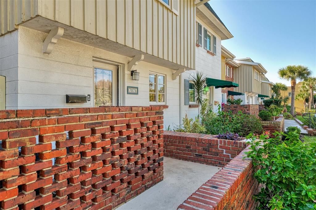 En Venta: $585,000 (2 camas, 2 baños, 1246 Pies cuadrados)