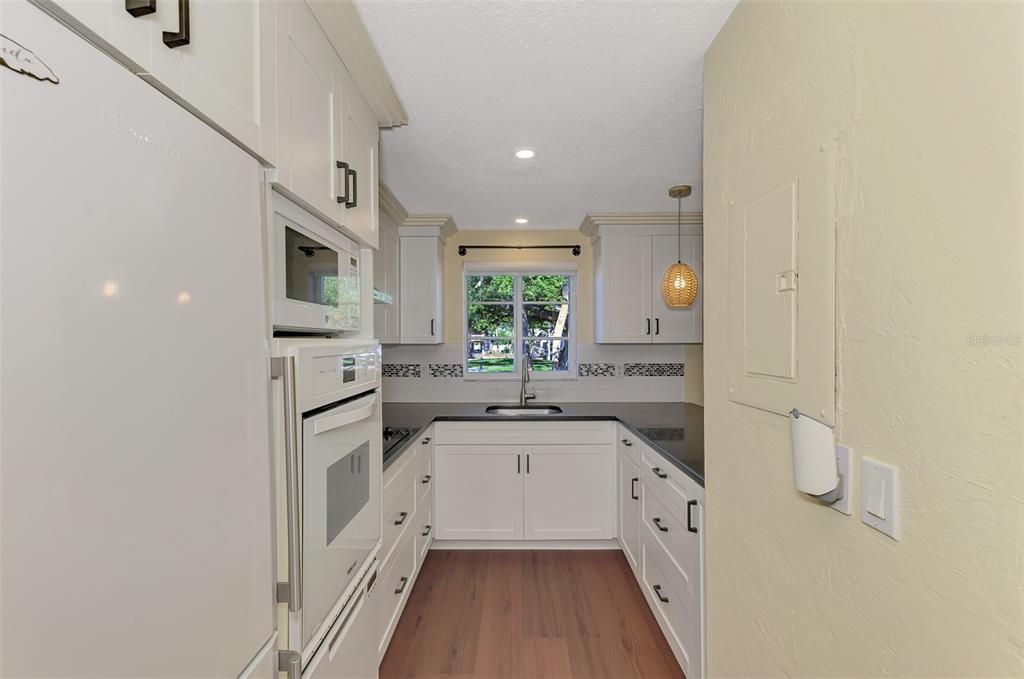 En Venta: $585,000 (2 camas, 2 baños, 1246 Pies cuadrados)