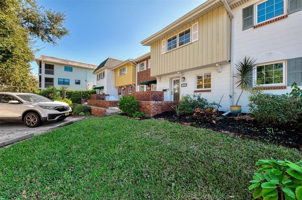 En Venta: $585,000 (2 camas, 2 baños, 1246 Pies cuadrados)